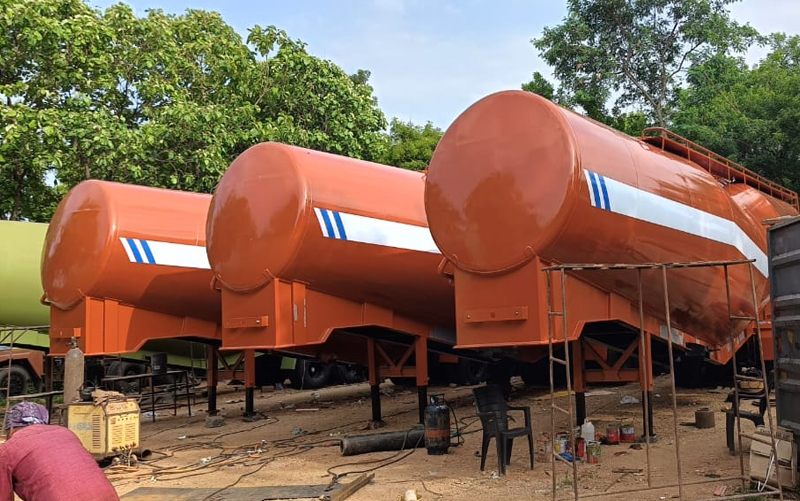 Cement and Fly Ash Bulker Tank